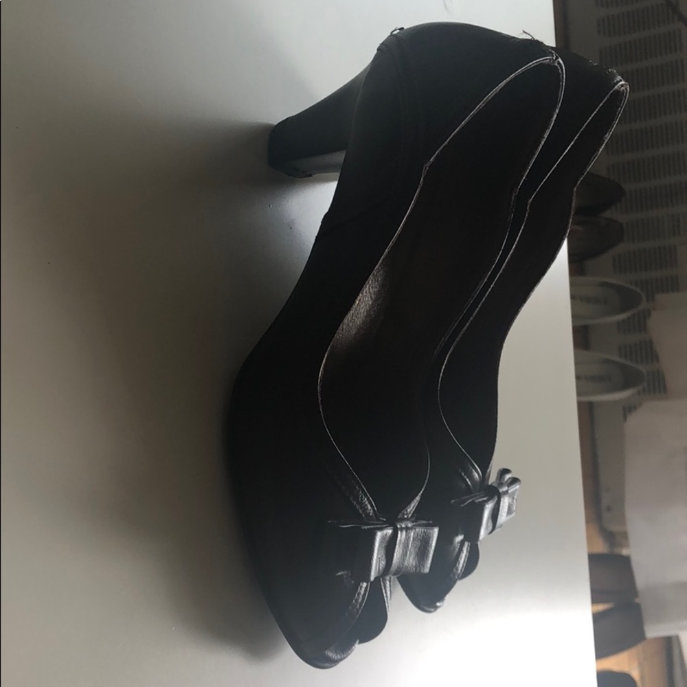 Shoes - Picture 2 of 2